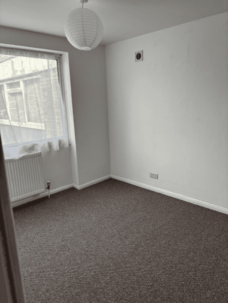 Additional image 3 of Abbots Park, St. Albans, AL1