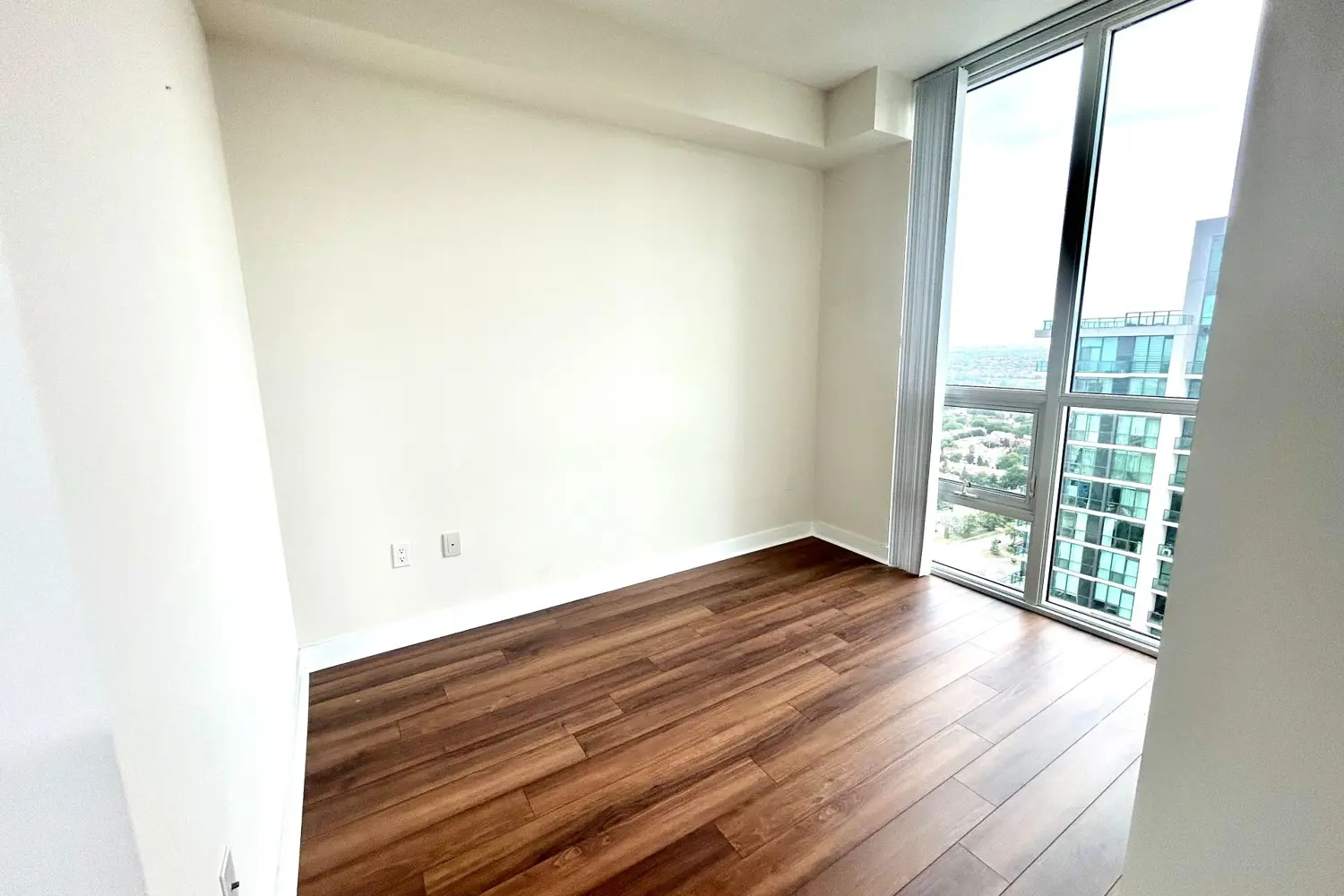 Additional image 16 of 3975 Grand Park Drive 2809