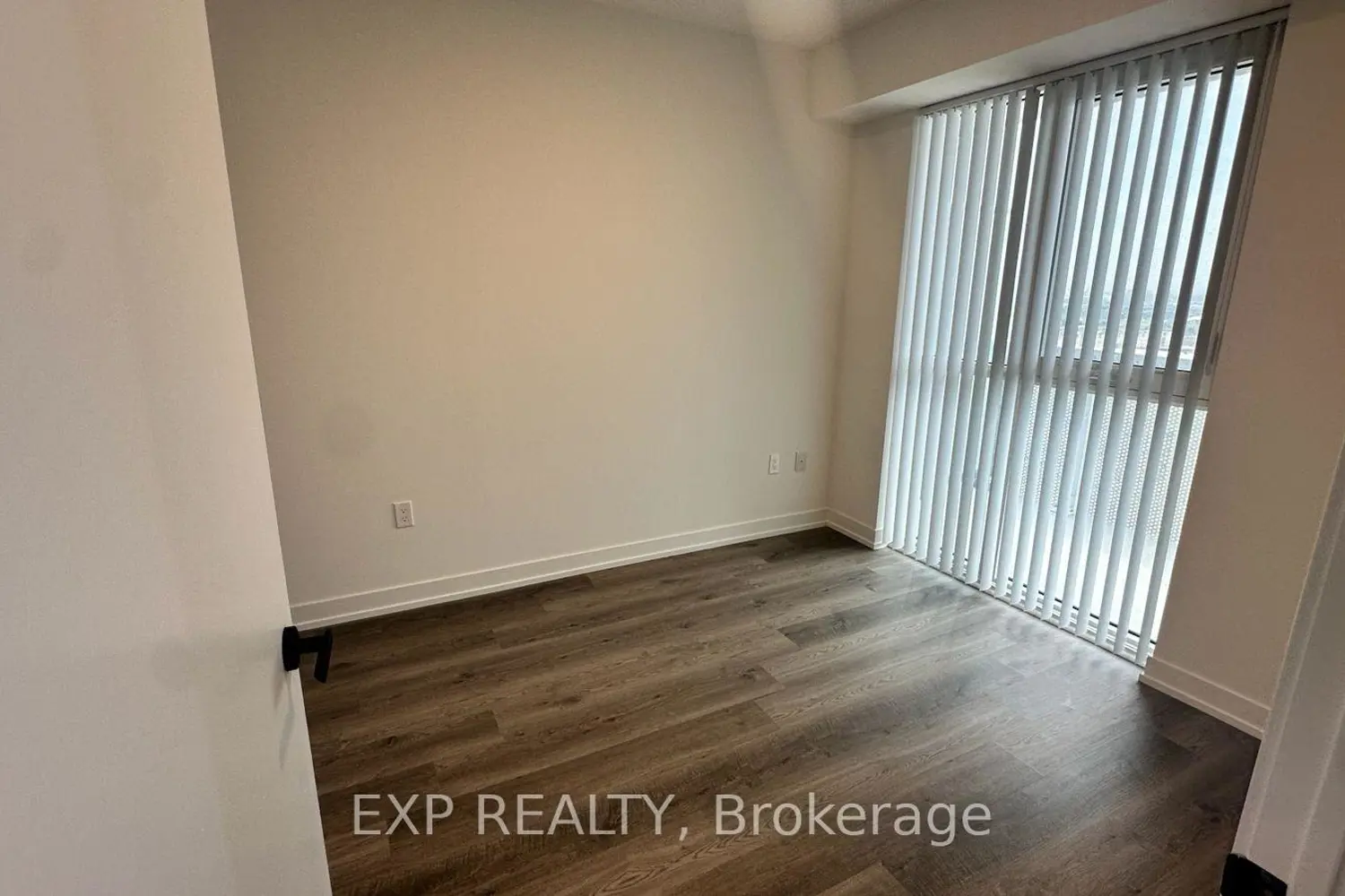 Additional image 11 of 195 Commerce Street 1705