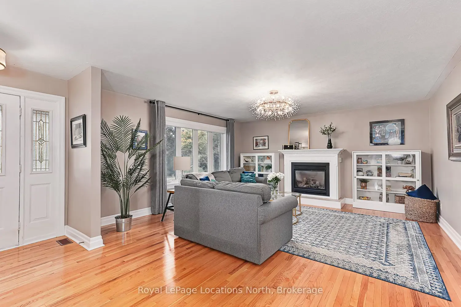 Additional image 3 of 103478 Grey 18 Road