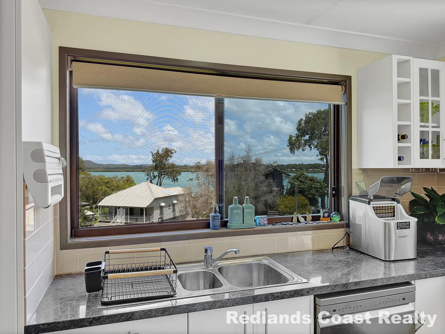 Additional image 8 of 27 Lucas Dr, Lamb Island QLD 4184