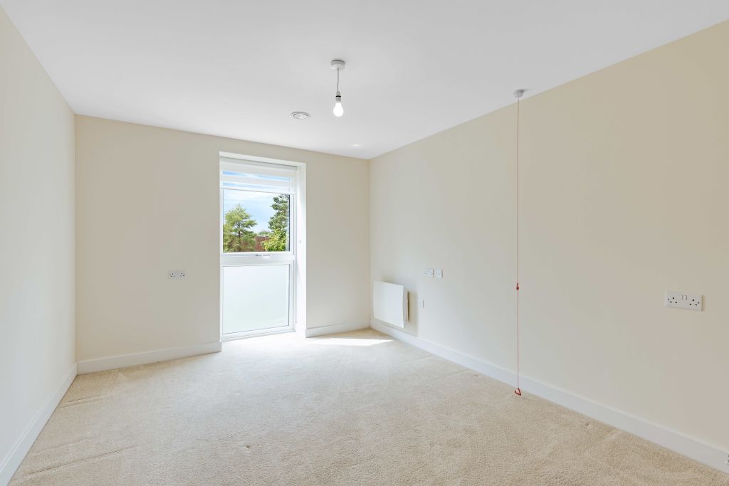 Additional image 5 of 2 bed flat to rentLowry Way, Swindon SN3