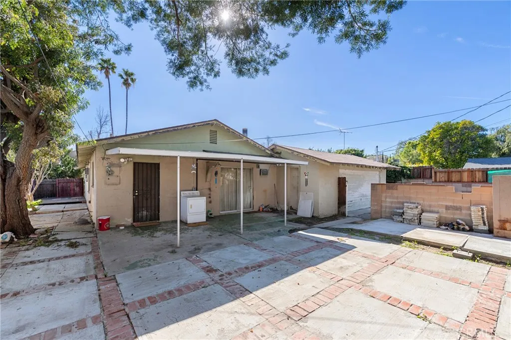 Additional image 12 of 24201 Vanowen St, West Hills, CA 91307