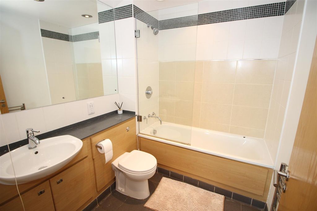 2 bed flat to rent55 Degrees North, Pilgrim Street, Newcastle Upon Tyne NE1 photo 4