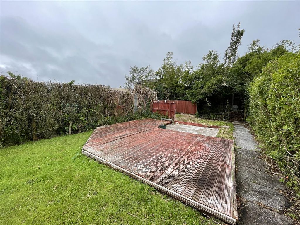 Additional image 25 of 3 bed semi-detached house to rentBethania Road, Upper Tumble, Llanelli SA14