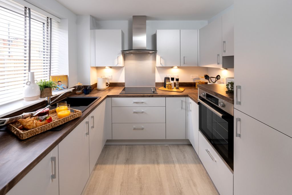 Additional image 5 of 2 bed flat to rentGoring Street, Goring-By-Sea, Worthing BN12
