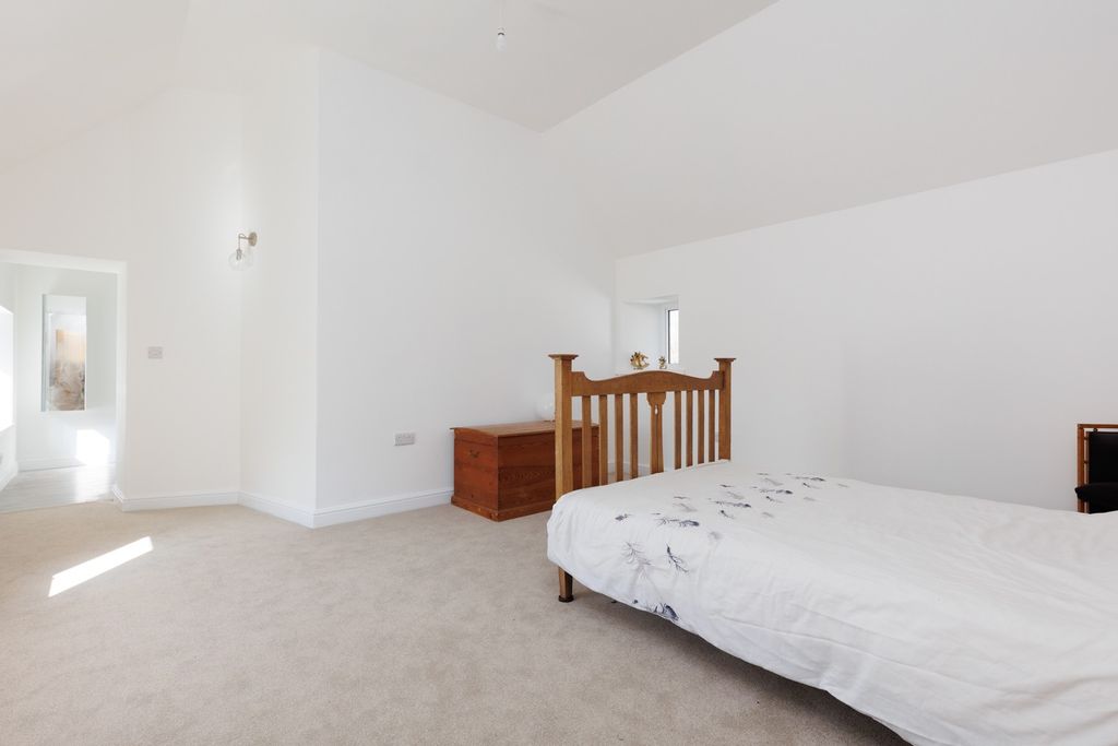 Additional image 11 of 6 bed detached house to rentHenton, Wells BA5