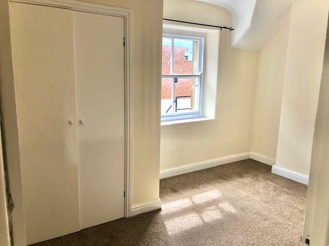 Additional image 9 of 2 bed flat to rentBay View Road, Colwyn Bay LL29