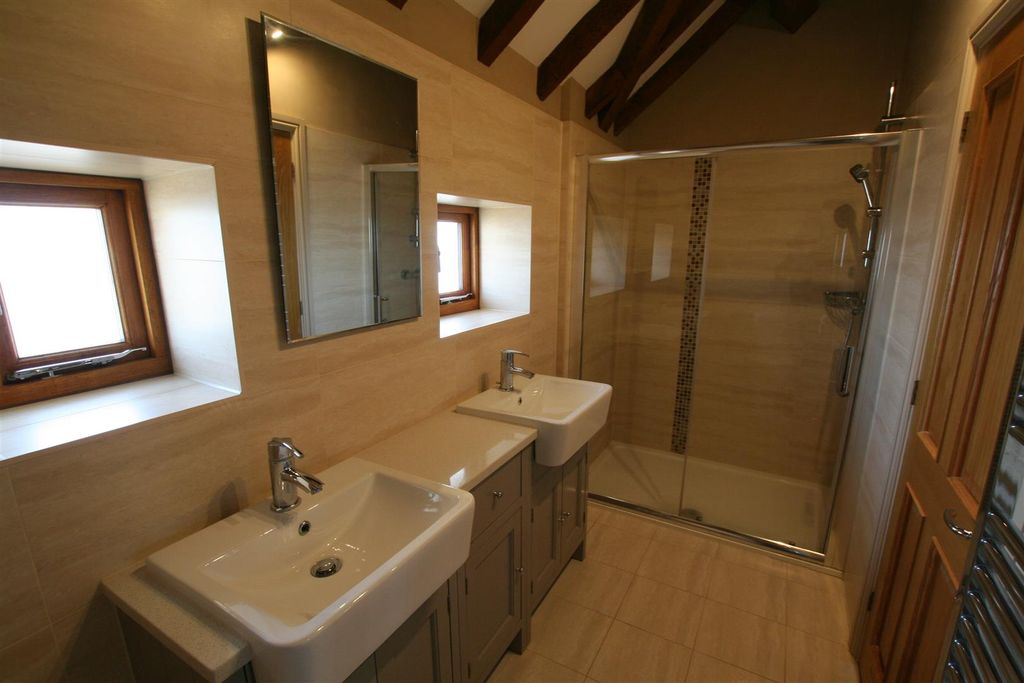 Additional image 14 of 3 bed barn conversion to rent1 Greenhill Farm Barns, Hallow, Worcester WR2