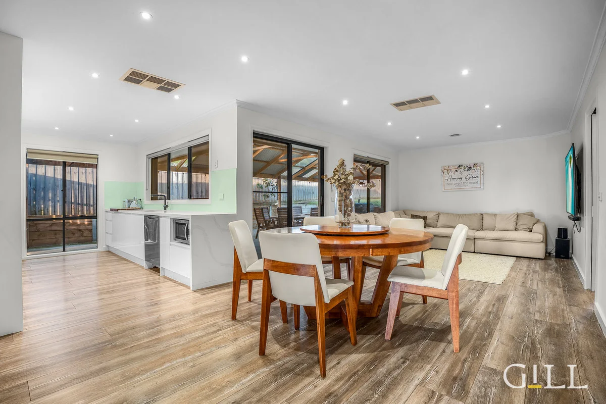 Additional image 8 of 18 Claremont Glen, Berwick VIC 3806