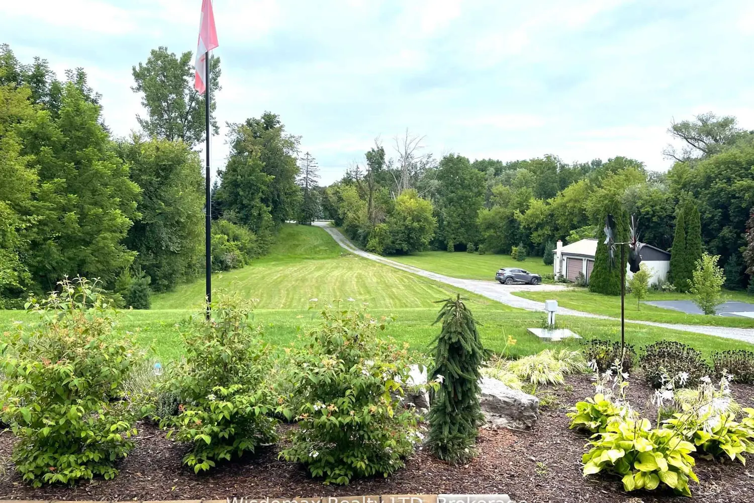 Additional image 2 of 341 Lakeshore Road