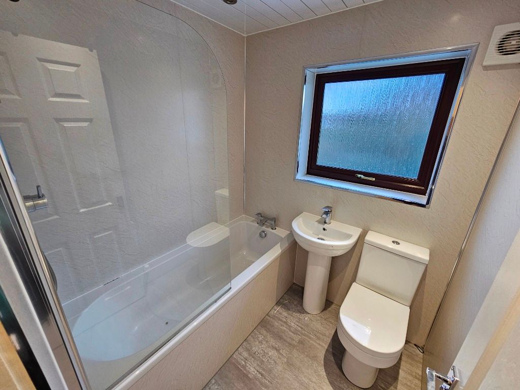 Additional image 7 of 2 bed end terrace house to rentManse View, Coalburn, South Lanarkshire ML11