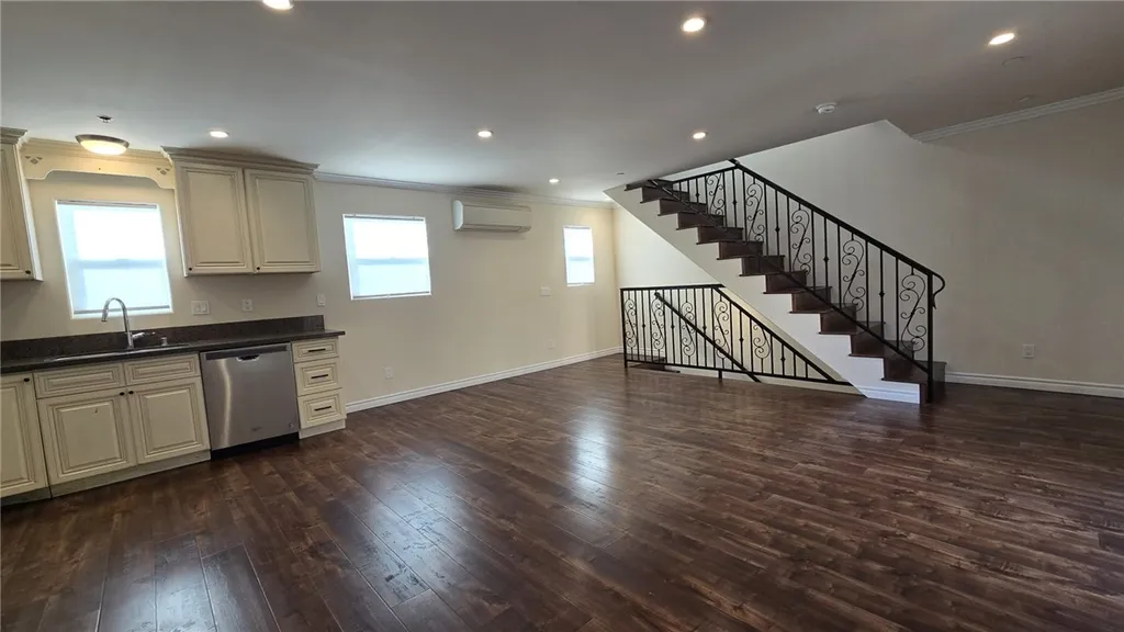 Additional image 11 of 26007 Marjan Pl, Harbor City, CA 90710