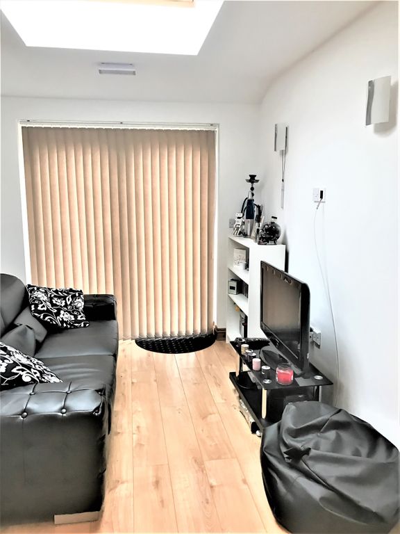 Additional image 13 of 8 bed semi-detached house to rentMuller Road, Bristol BS7