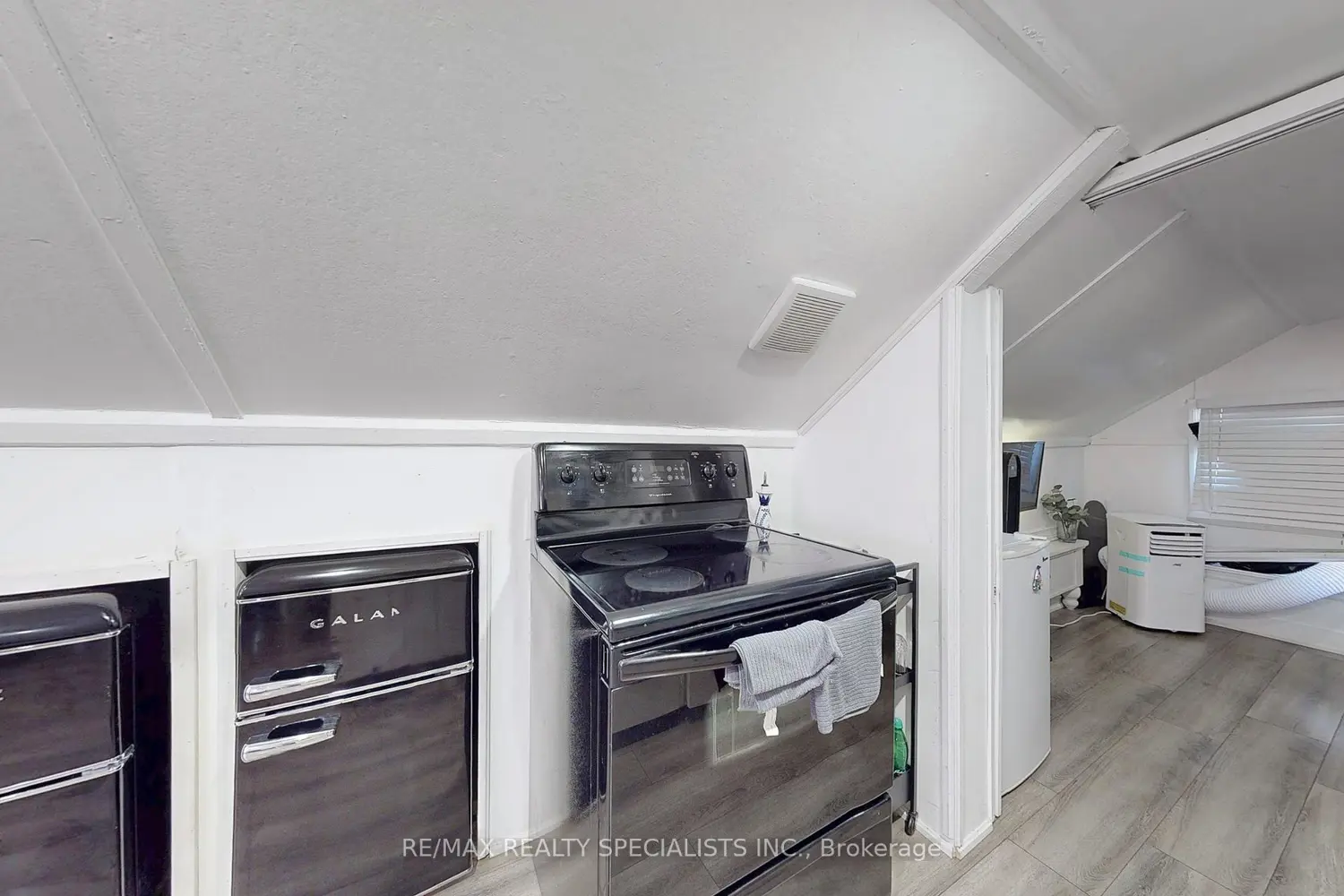 Additional image 7 of 8 Mill Street