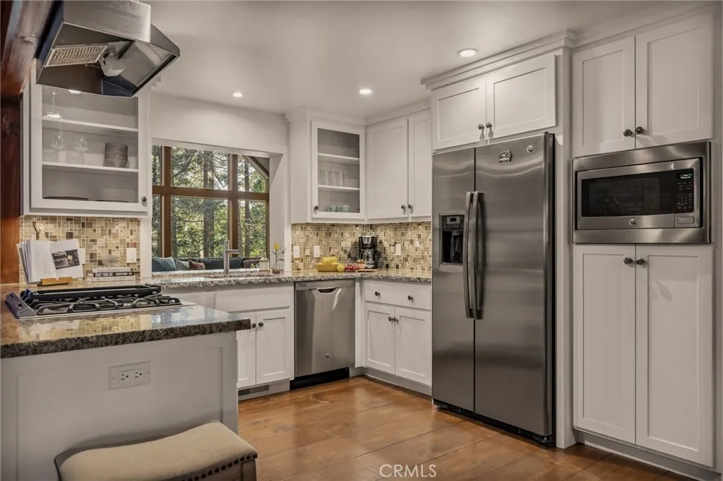 Additional image 5 of 27902 Squirrel Ln, Lake Arrowhead, CA 92352