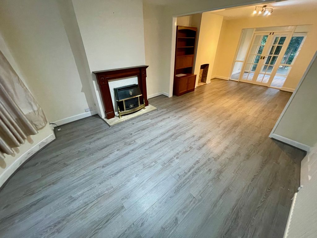 Additional image 2 of 4 bed semi-detached house to rentAlton Road, Luton LU1