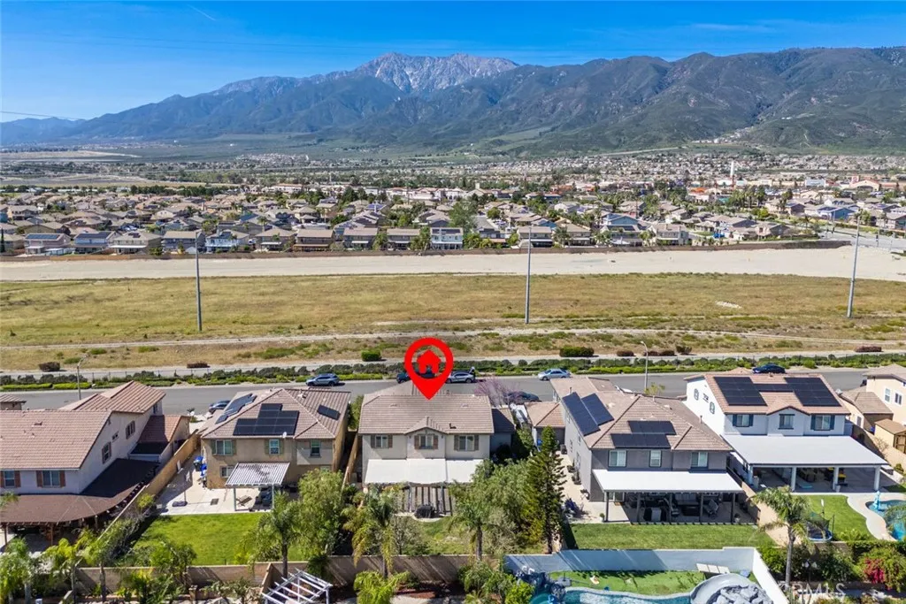 Additional image 8 of 5947 Creekside Dr, Fontana, CA 92336