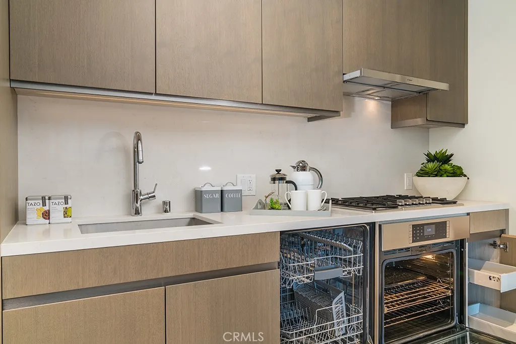 Additional image 5 of 889 S Francisco Street Unit 2805, Los Angeles, CA 90017