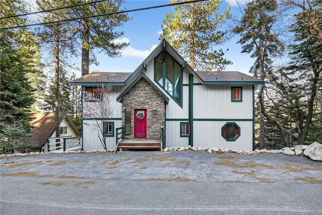 Additional image 66 of 26633 Thunderbird Dr, Lake Arrowhead, CA 92352