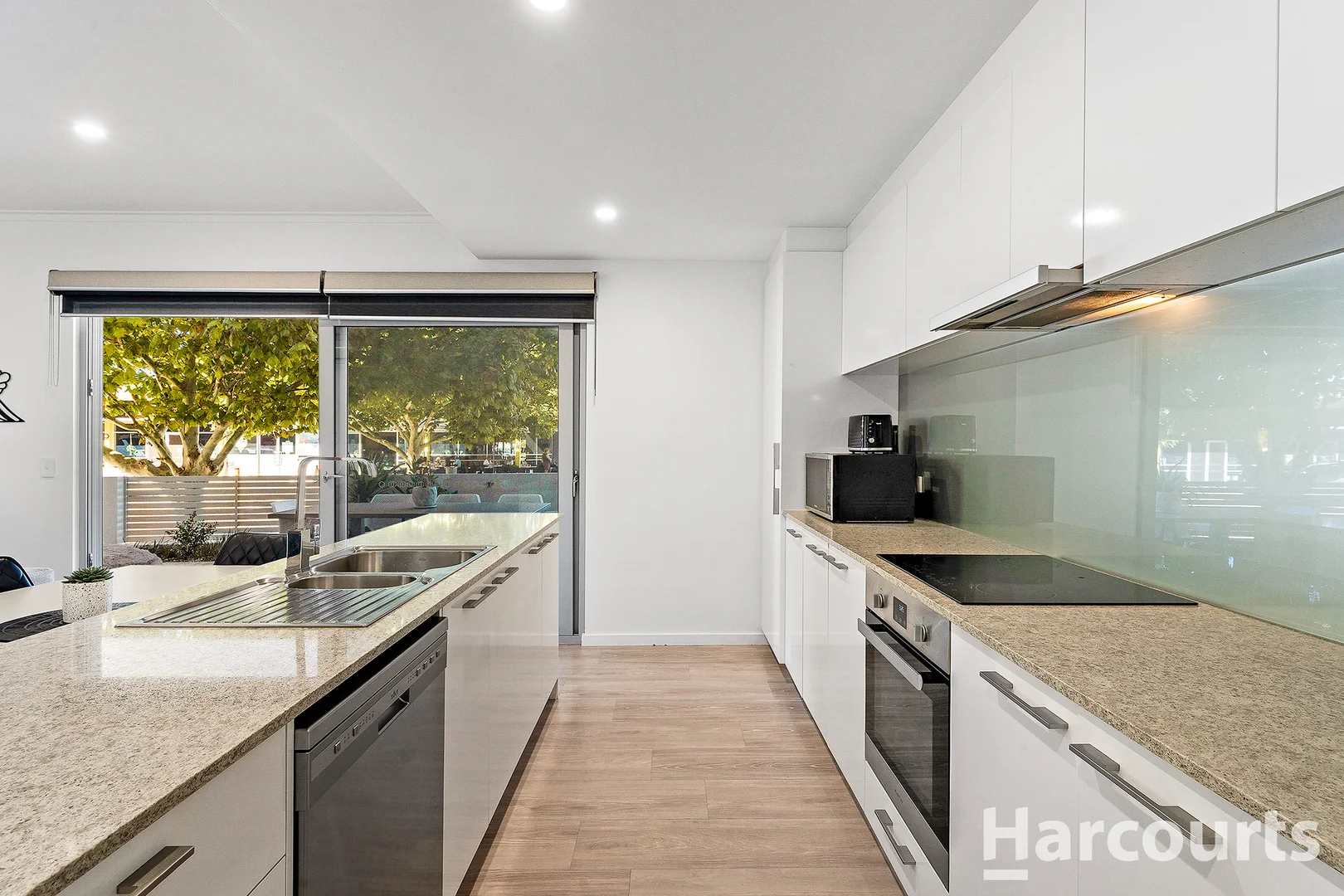 Additional image 5 of 9/150 Boardwalk Boulevard, Halls Head WA 6210