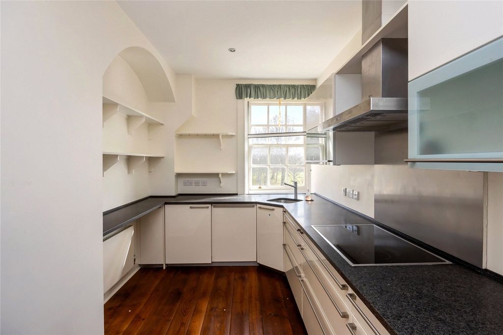 Additional image 6 of 2 bed flat to rentBrantridge Lane, Balcombe, Haywards Heath, West Sussex RH17