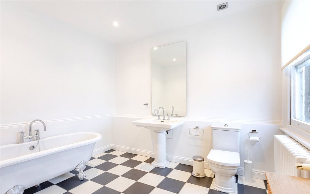 Additional image 26 of 8 bed detached house to rentBrooklands Avenue, Cambridge, Cambridgeshire CB2