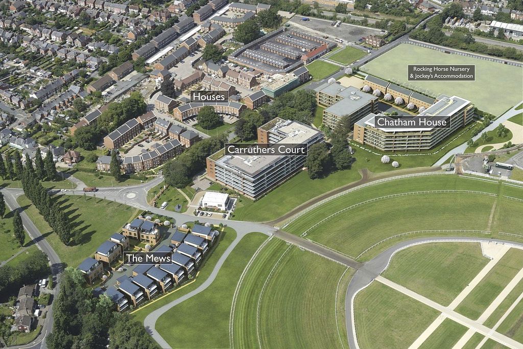 Additional image 10 of 2 bed flat to rentRacecourse Road, Newbury, Berkshire RG14