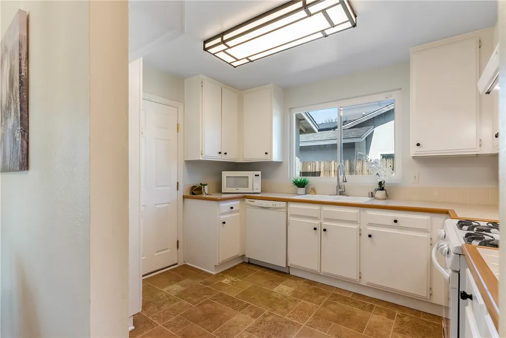 Additional image 16 of 29724 Gifhorn Court, Menifee, CA 92584