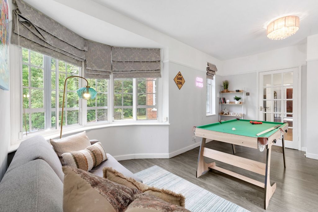 Additional image 39 of 5 bed detached house to rentMarlow Hill, High Wycombe HP11
