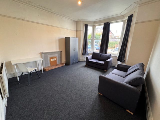 Additional image 4 of 7 bed semi-detached house to rentBalmoral Road, Bristol BS7