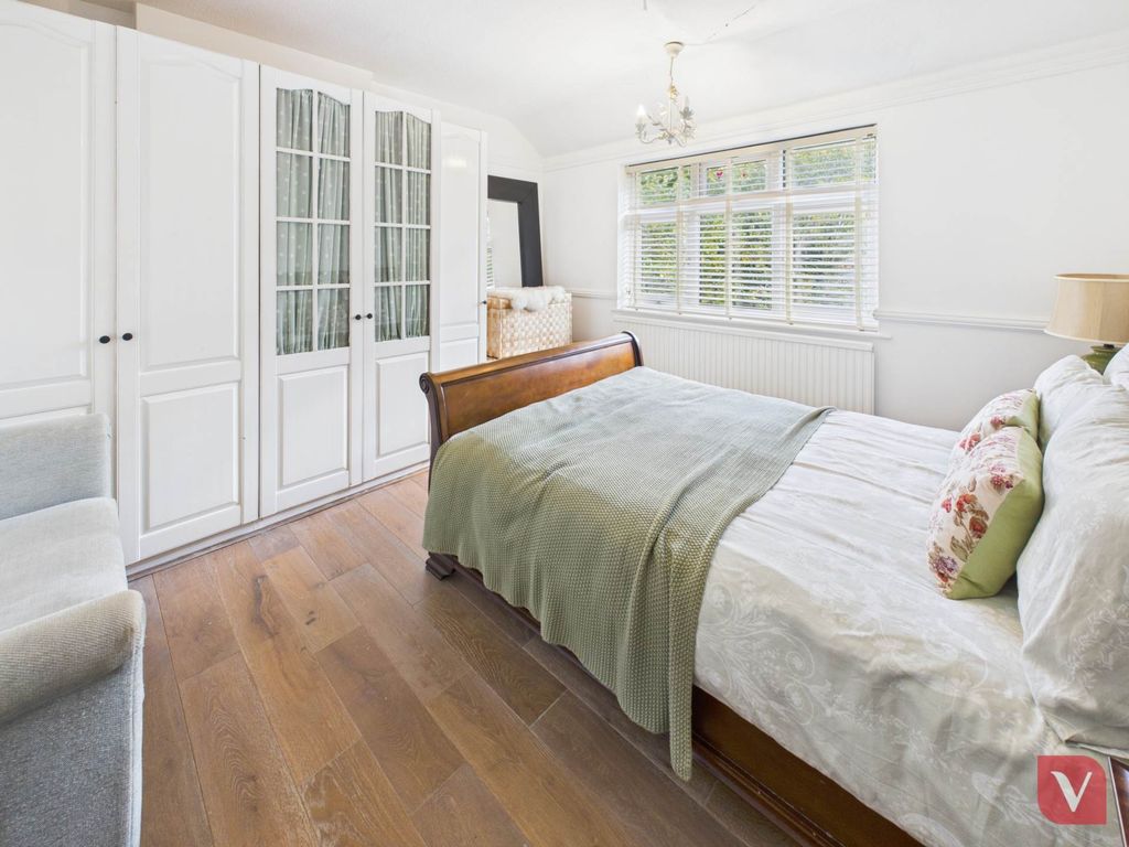 Additional image 8 of 5 bed property to rentCompton Avenue, Luton LU4