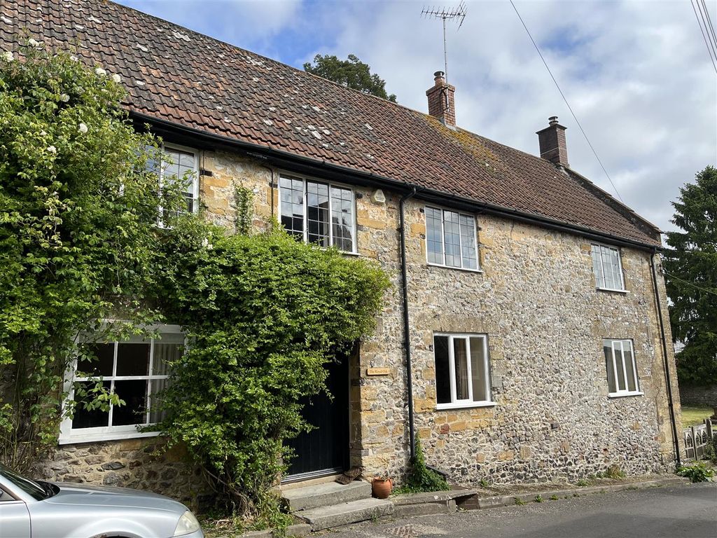 5 bed end terrace house to rentFore Street, Thorncombe, Chard TA20