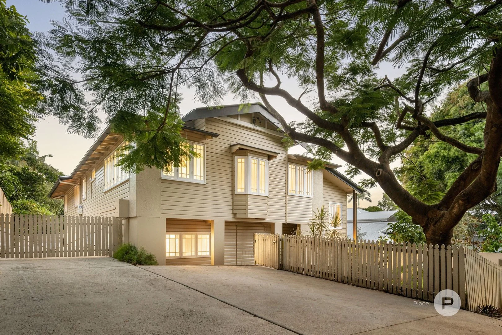 39 Moffat Street, Milton QLD 4064