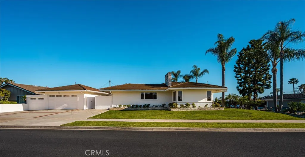 13614 Dall Lane, North Tustin, CA 92705