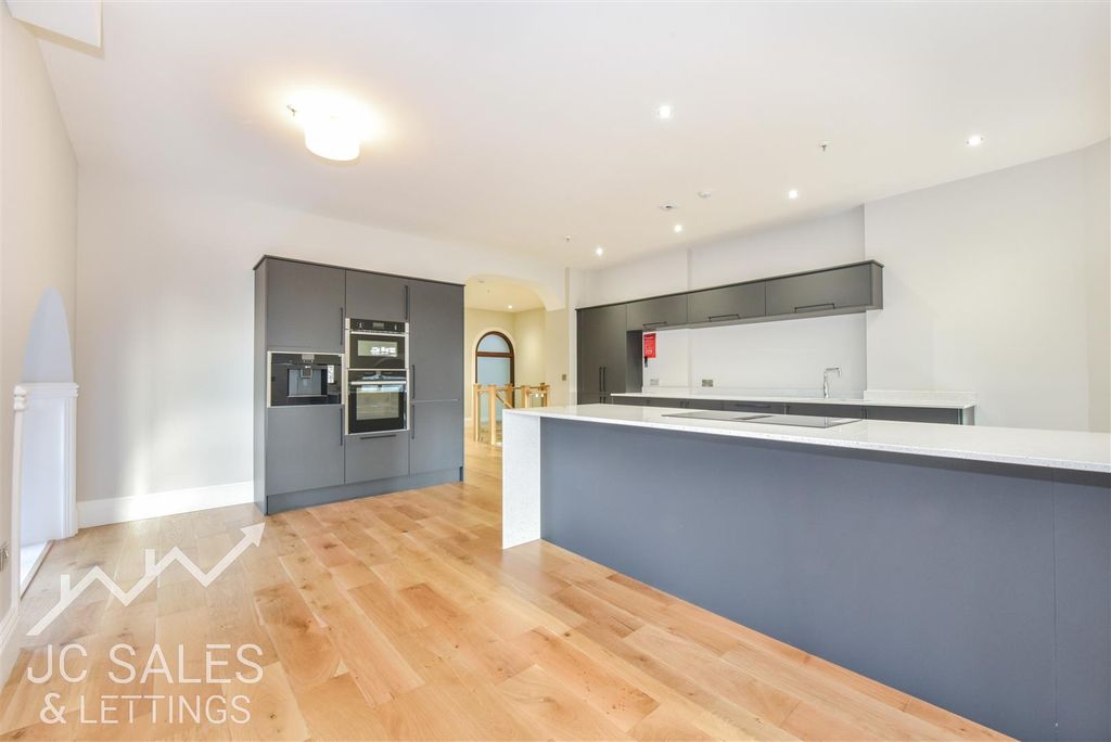 Additional image 3 of 2 bed flat to rentRiber Road, Riber, Matlock DE4