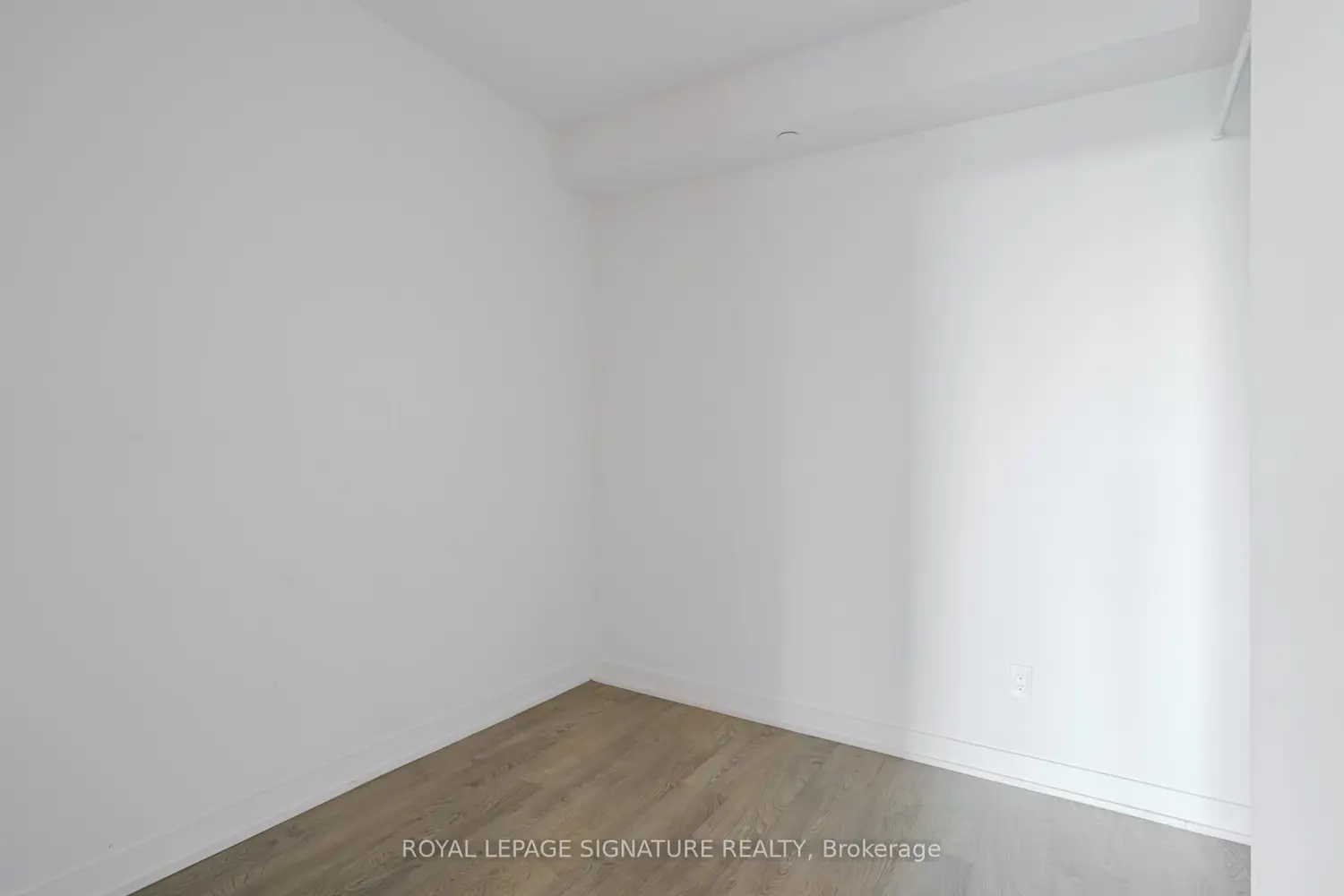 Additional image 4 of 1926 Lake Shore Boulevard 2217