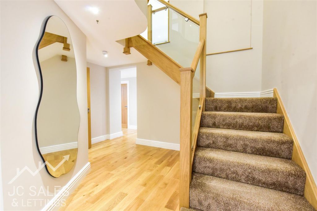 Additional image 14 of 2 bed flat to rentRiber Castle, Riber, Matlock DE4