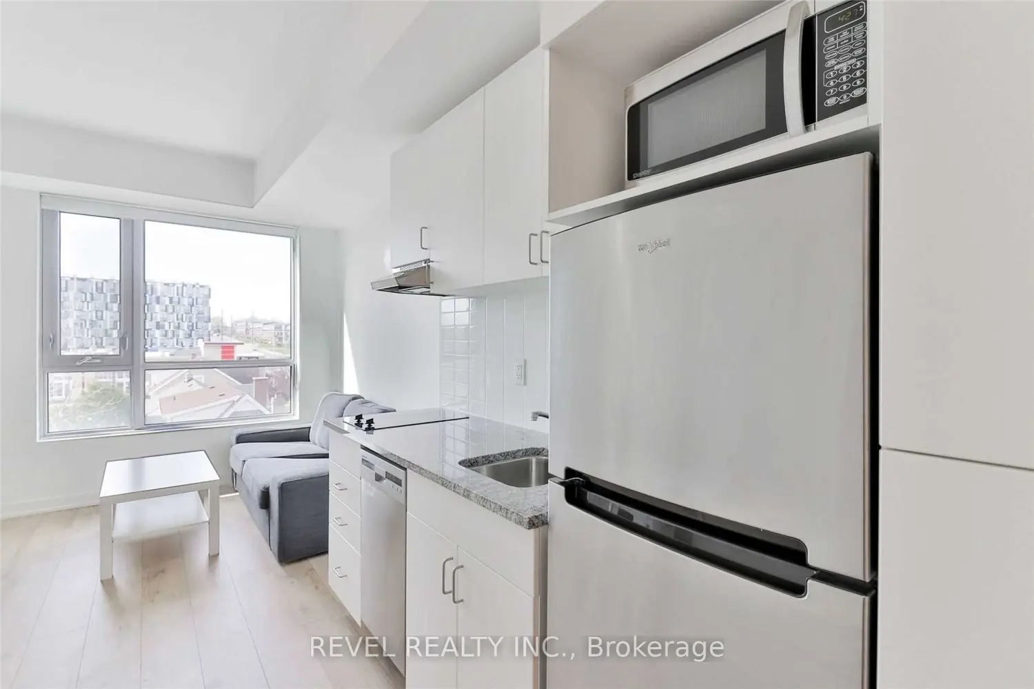 Additional image 11 of 1800 Simcoe Street 204