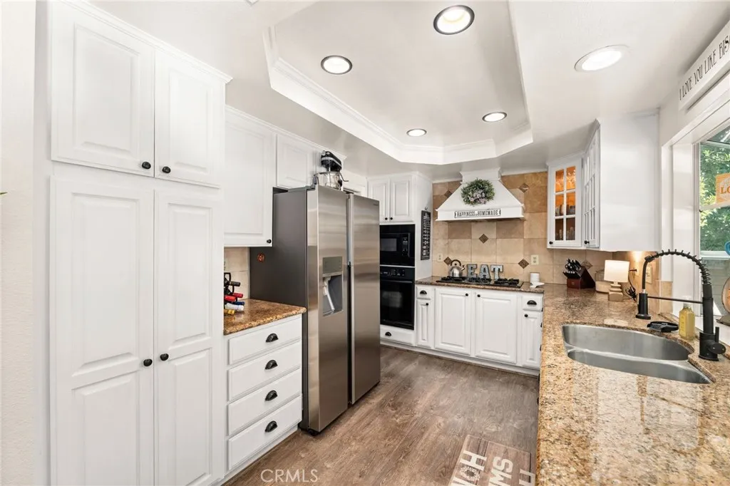 Additional image 102 of 5 Los Felis, Pomona, CA 91766