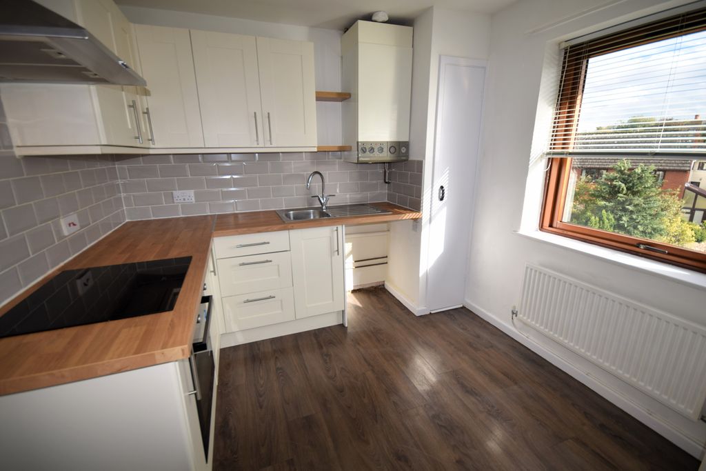 2 bed flat to rentBarras Close, Dalston CA5 photo 4