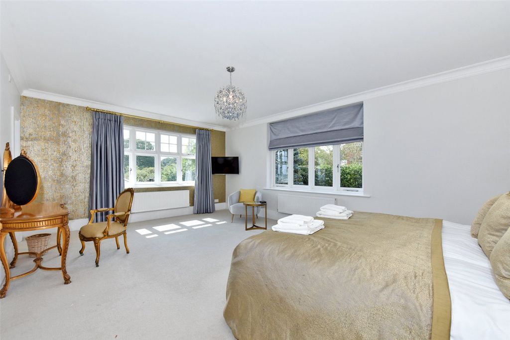 Additional image 6 of 6 bed detached house to rentChurch Road, Cookham, Maidenhead, Berkshire SL6