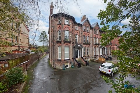 Livingston Drive North, Aigburth L17
