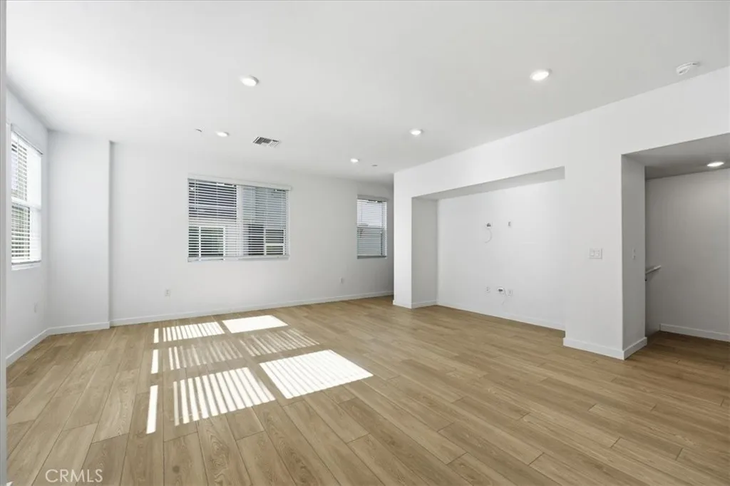 Additional image 4 of 9327 Via Azul, Pico Rivera, CA 90660