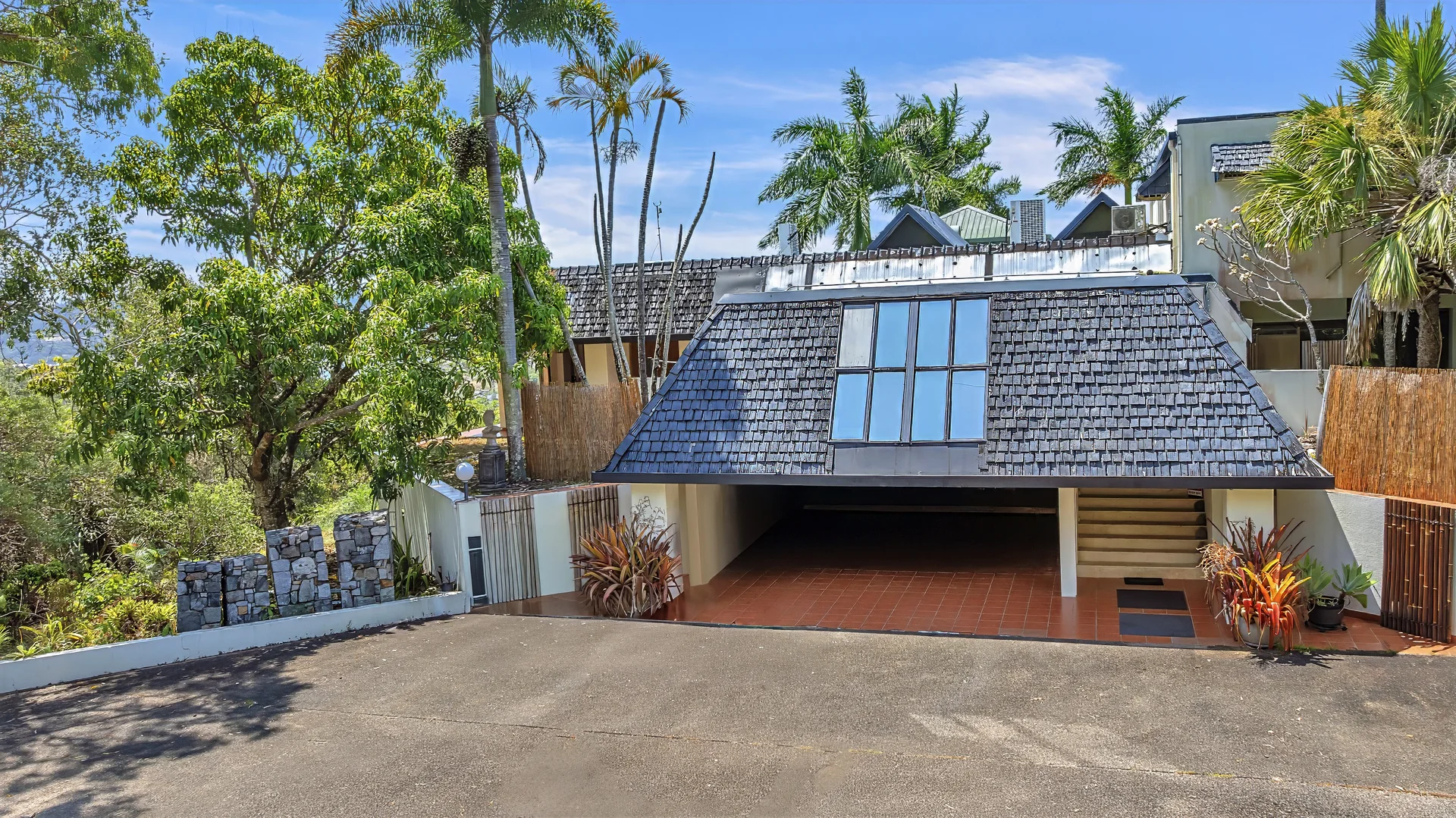 Additional image 28 of 88 Yachtsman Parade, Cannonvale QLD 4802