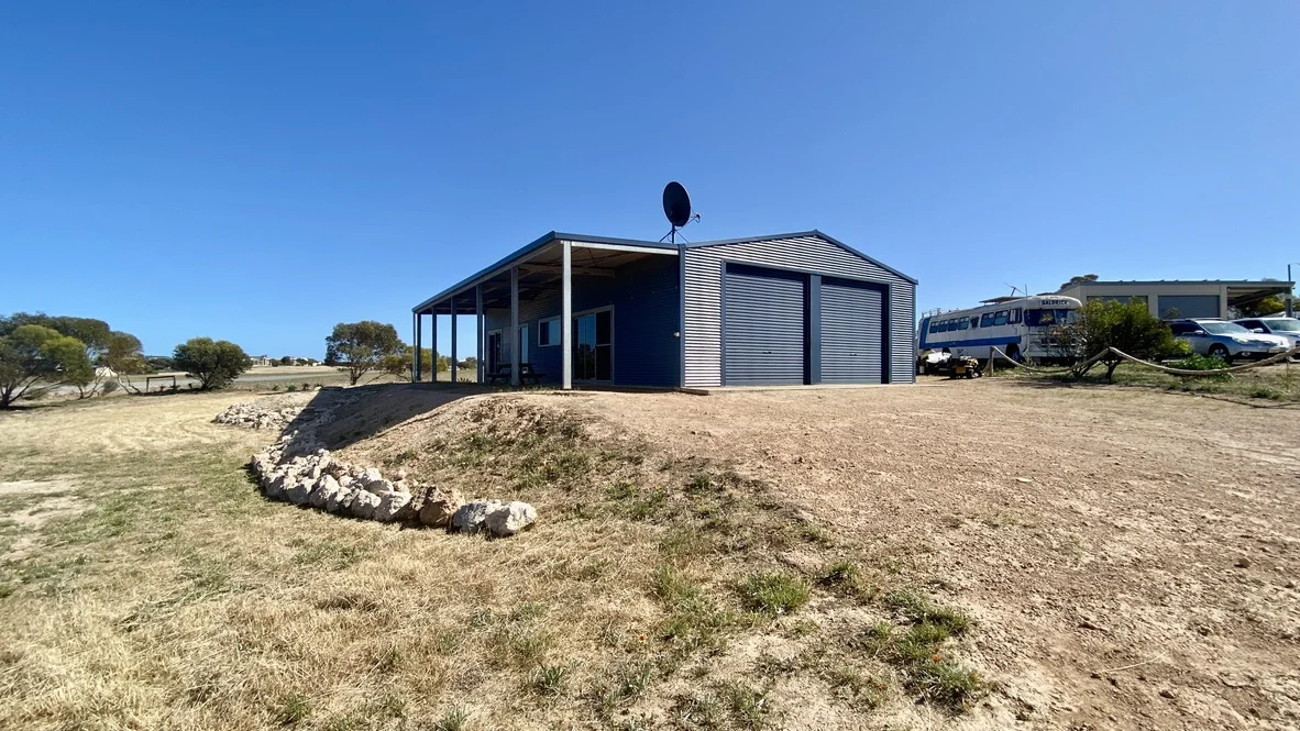 Additional image 3 of 1 Meeinderry Drive, Perlubie SA 5680