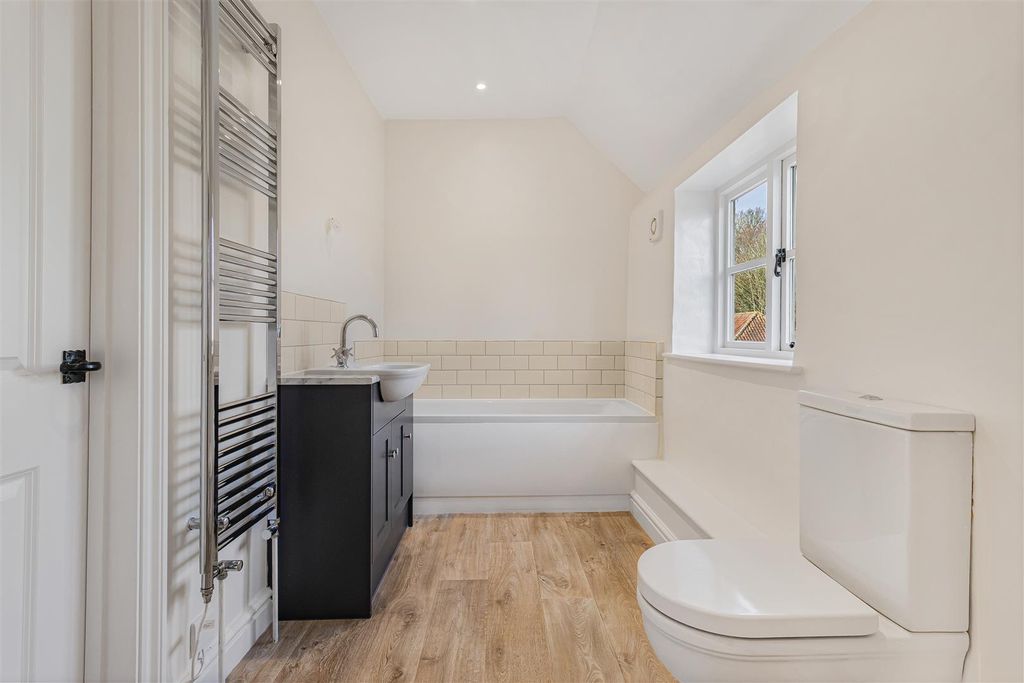Additional image 25 of 4 bed property to rentChurch Hill, Lidgate, Newmarket CB8