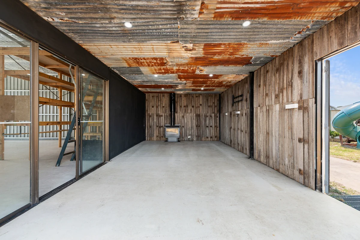 Additional image 21 of 5 Staddon Court, Stratford VIC 3862