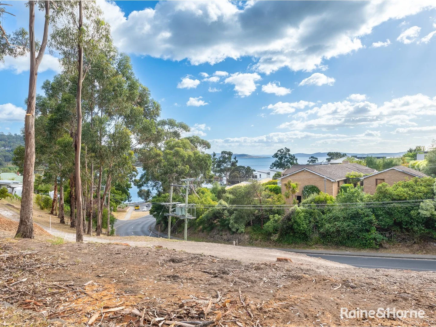 17 Mount Royal Road, Kingston Beach TAS 7050