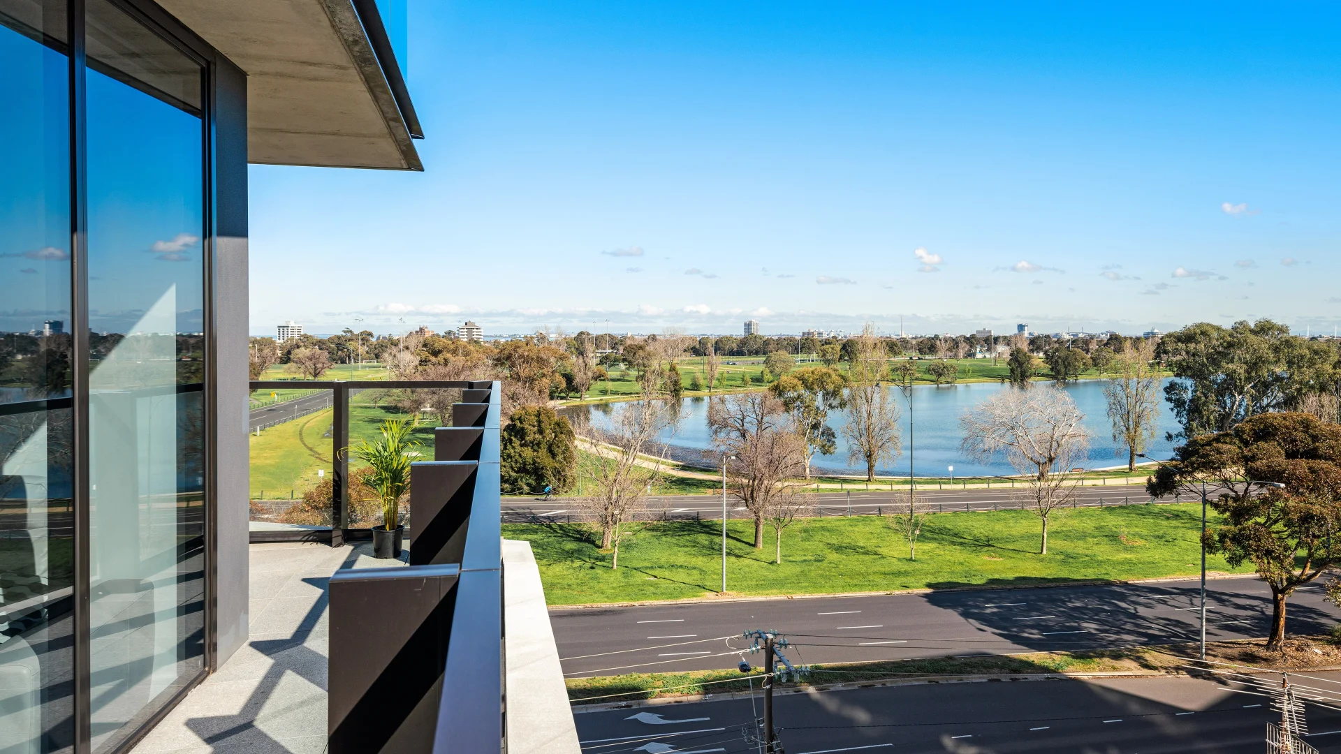 Additional image 8 of 403/77 Queens Road, Melbourne VIC 3004